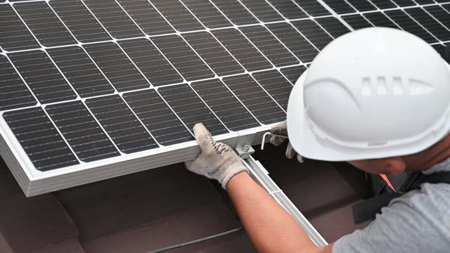 Maximizing Your Savings with Solar Panels in Seattle